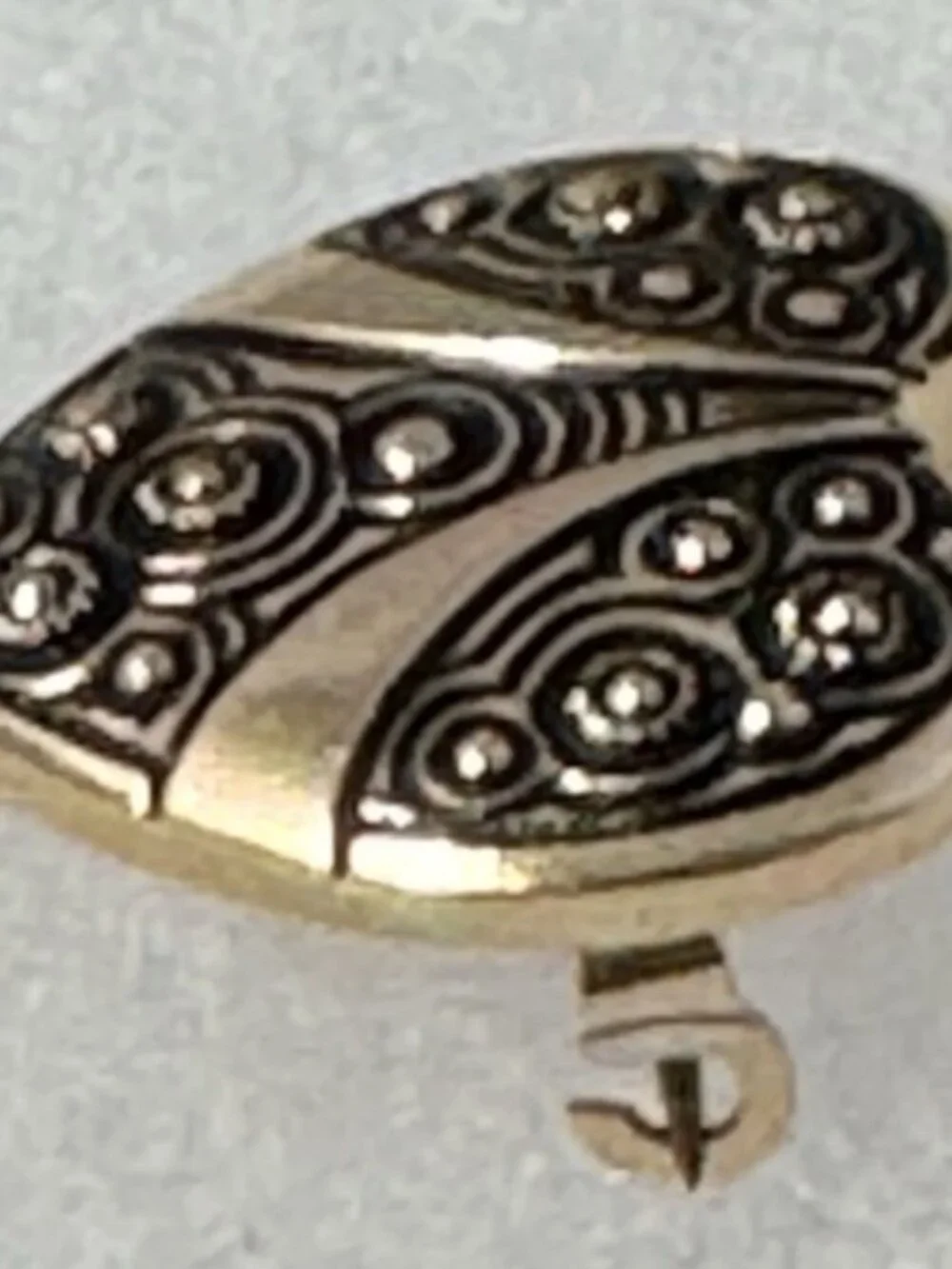 Heart Brooch Pin Gold Tone Vintage Etched Swirl Design